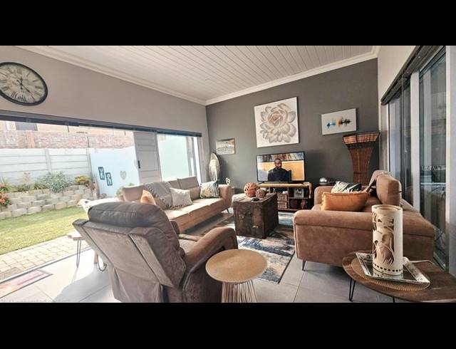 3 BEDROOM HOUSE FOR SALE IN ISLAND VIEW